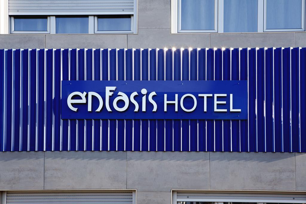 Enfasis Hotel El Cuervo  Exteriör bild